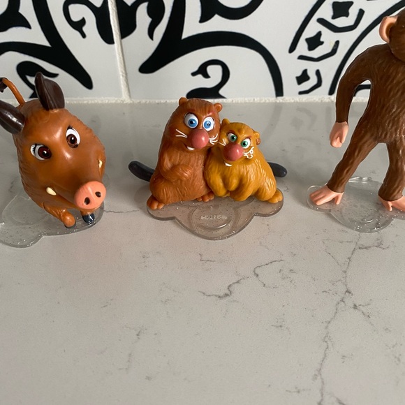 Lot of 3 Wonder Park Character Figures Gus Cooper Greta Peanut - Picture 3 of 6